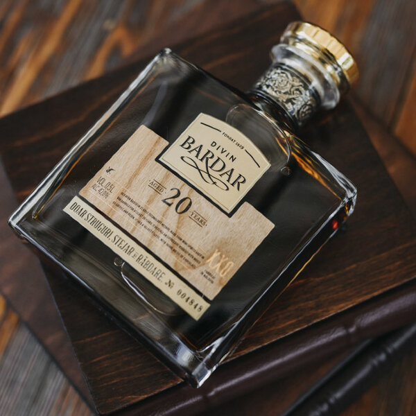 Bardar «Только виноград, дуб и много терпения...»